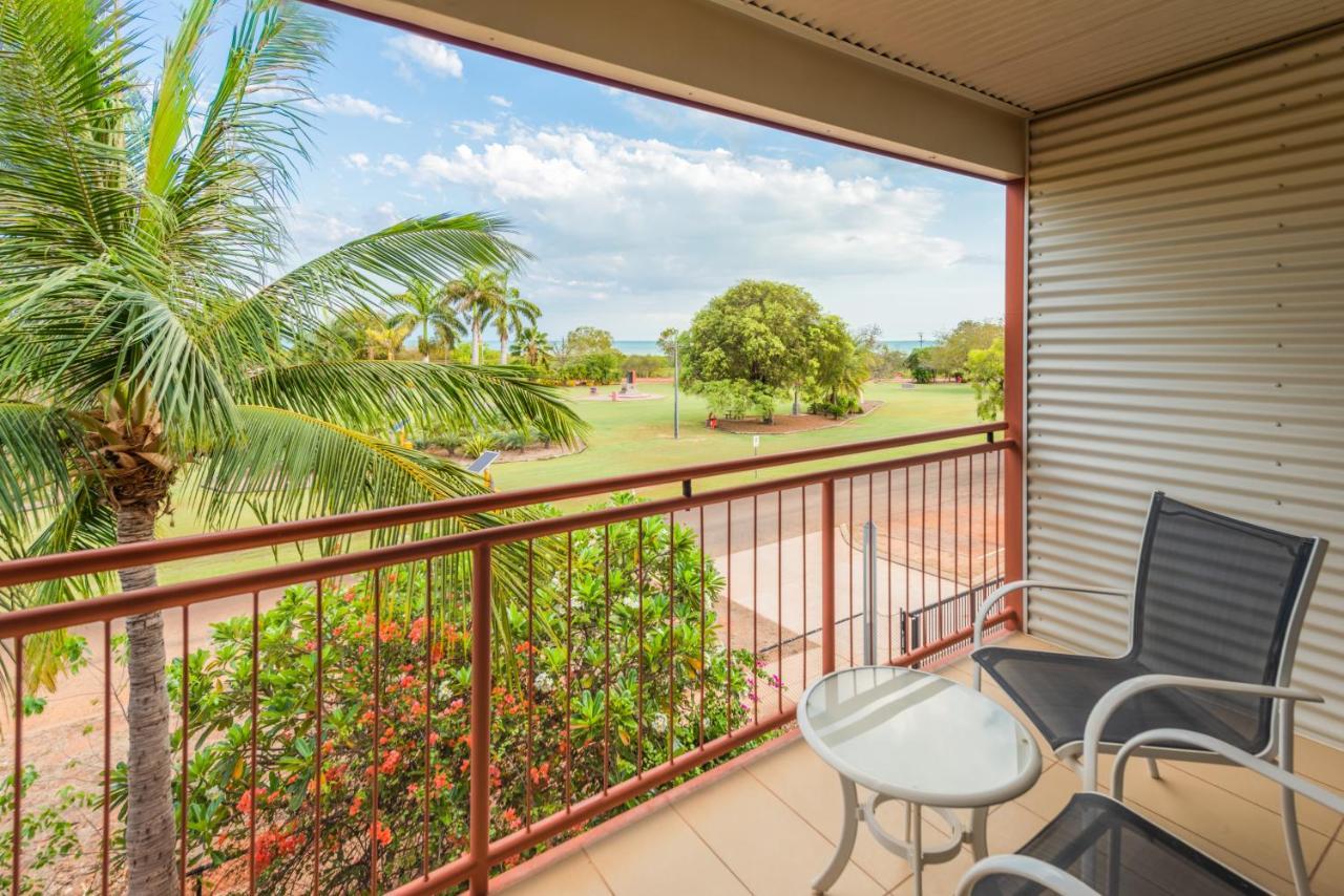 The Continental Hotel Broome Bagian luar foto