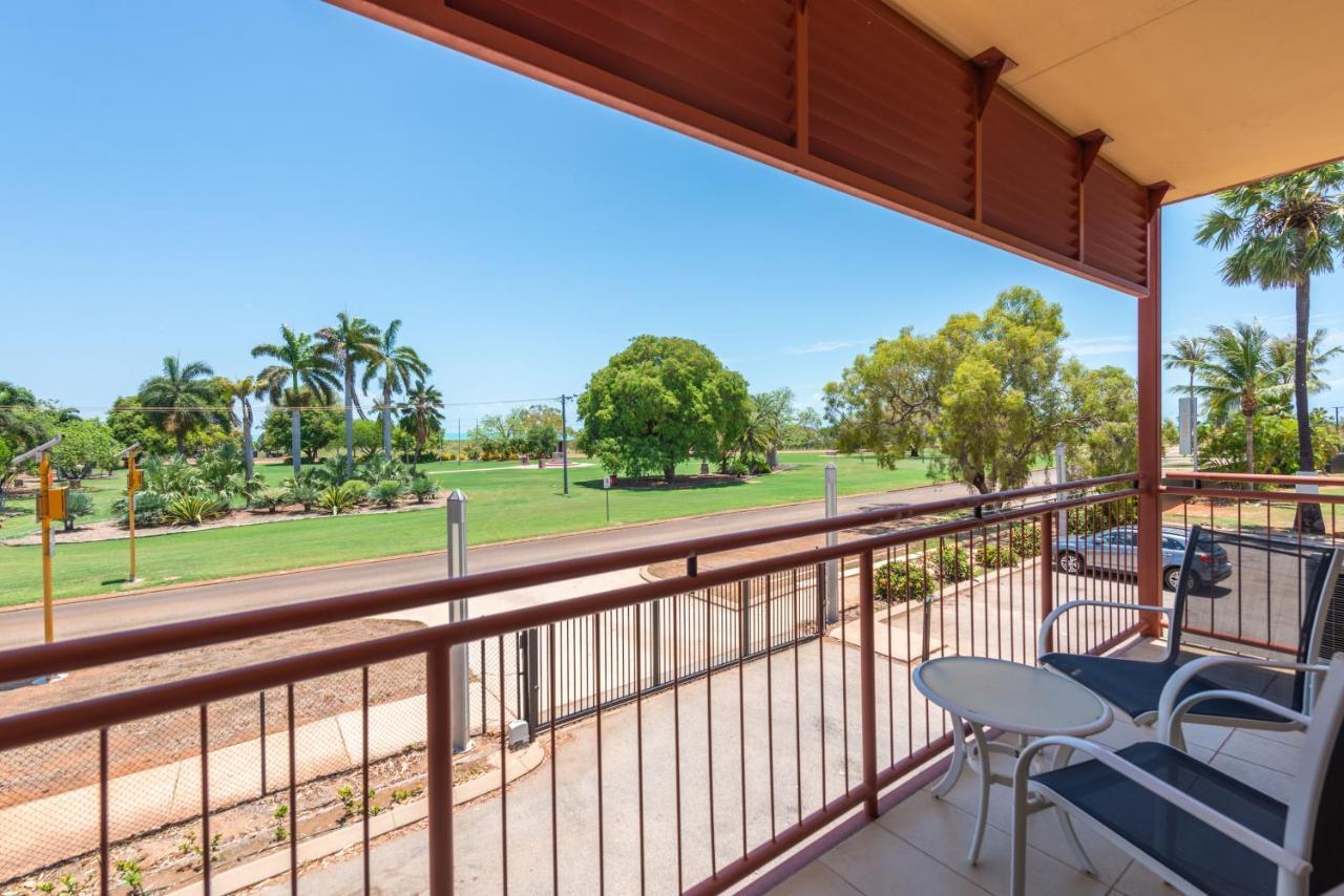 The Continental Hotel Broome Bagian luar foto