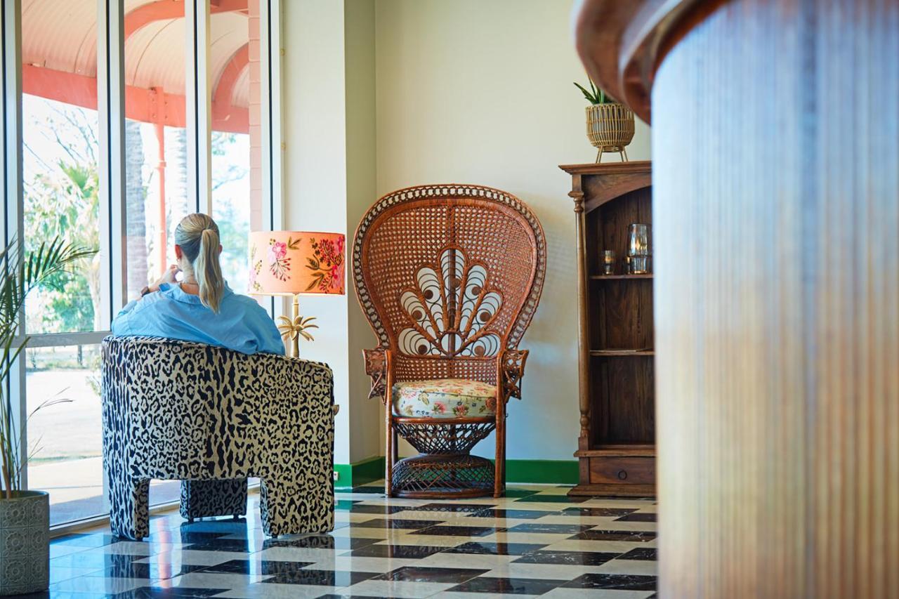 The Continental Hotel Broome Bagian luar foto